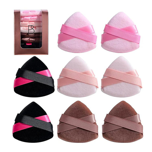 Medivita Set de Borlas Triangulares Ultra Suaves, perfectas para aplicar y sellar maquillaje uniformemente.
